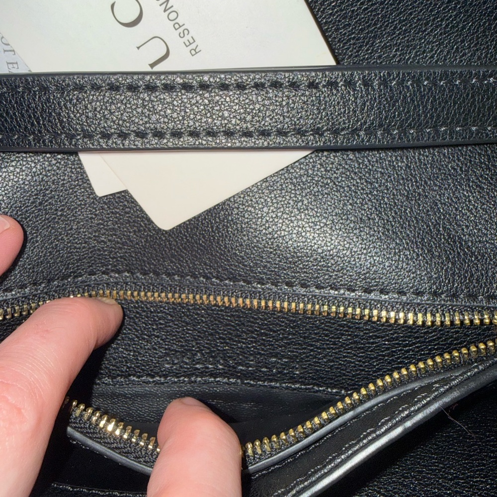 Gucci Black Shoulder Bag with Gold Accents - Picture 6 of 8